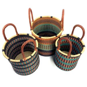 BOL-Open-Laundry-basket-103-wine (3) Open artisan basket merging simplicity, texture, and daily practicality.