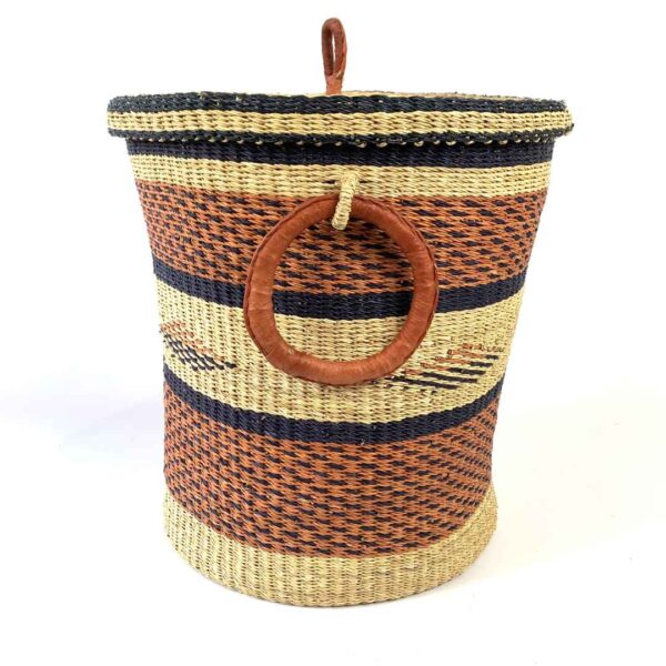 Closed_Laundry_basket_H-BOL-LA-0289-toastie (1) Closed_Laundry_basket_H-BOL-LA-0289-toastie (1)