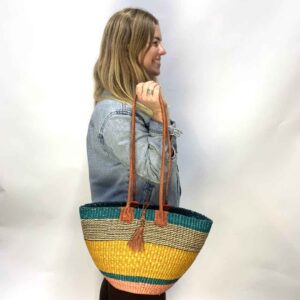 Hand-bag-181-GoldenGate (1) Handwoven elephant grass carry basket.