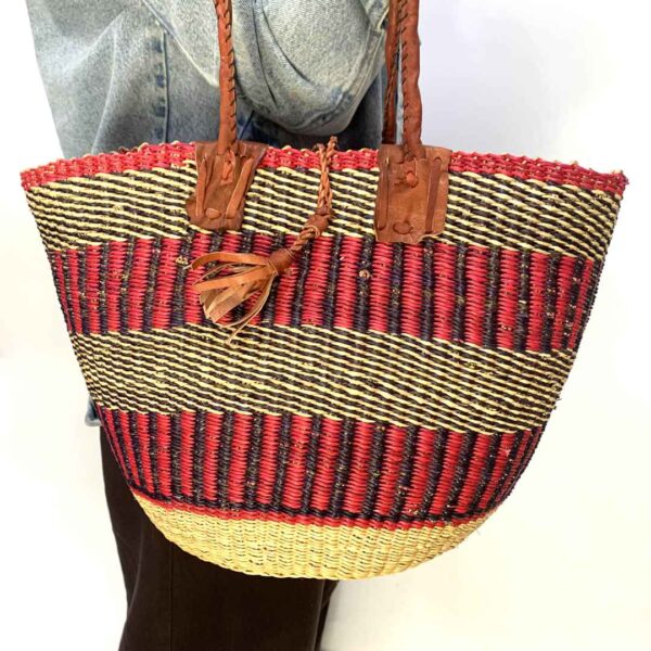 Hand-bag-185-ironwood (2) Handwoven elephant grass shoulder bag.