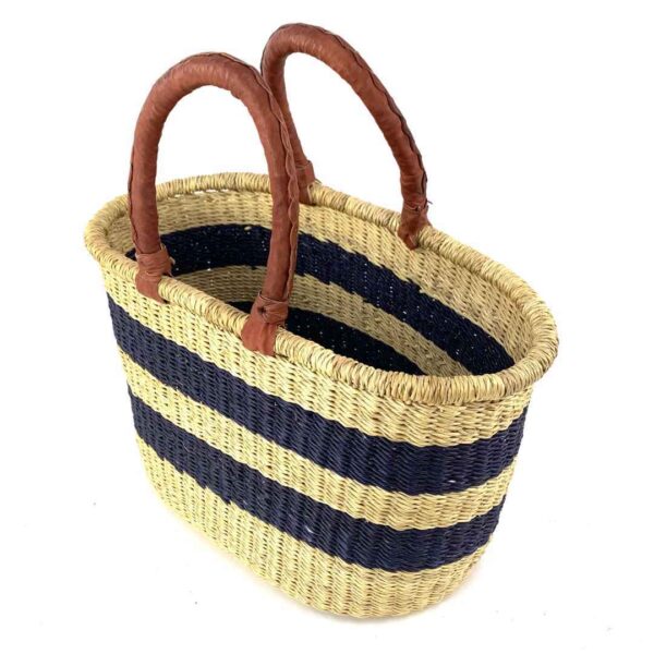 Oval-Basket-454-Quick (2) Round Bolga basket leather handles.