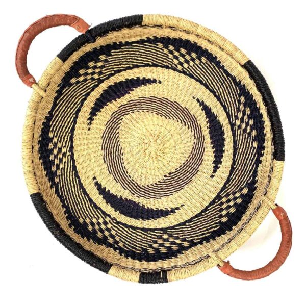 PlatterWithHandle-002-pressing-top Bolga tray with leather handles, natural and navy swirl pattern, top-down view