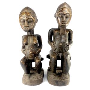 baule statues