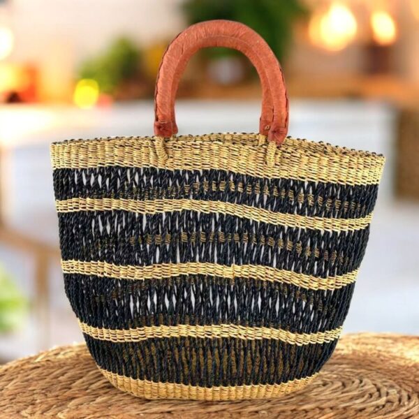 Unitote-basket-0270-doke (1) Artisan Bolga tote basket featuring traditional craftsmanship and modern versatility.