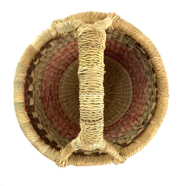 Vegan-small-round-basket-087-PlumBend (2) Ghanaian woven basket highlighting detailed craftsmanship and time-intensive weaving process