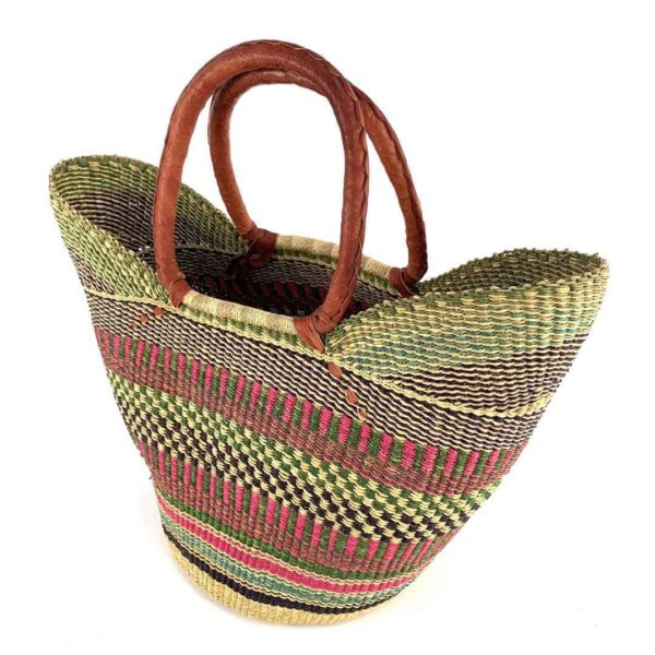 african-market-basket-standard-547-esi-bashiri-3 Angled view of the classic market basket showing the woven interior