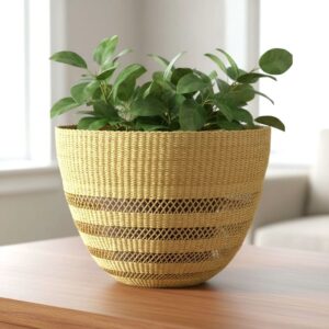 Bolga planter basket in veta vera elephant grass, close view of the lattice weave bands