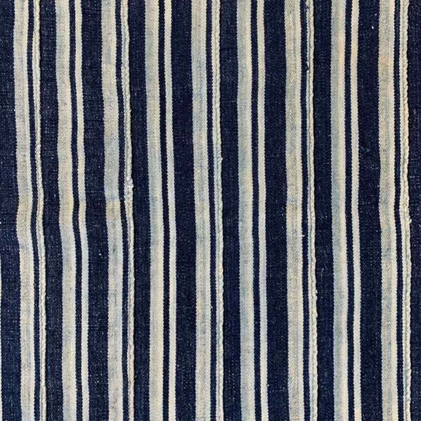 bashiri-indigo-cotton-243-hohoe-handwoven-african-fabric-3 Close-up of the cotton cloth with fine indigo and pale stripes