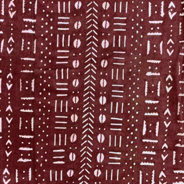 bashiri-mudcloth-medium-165-ostrich-african-textile-bogolan-3 Close-up of the deep warm-toned mudcloth with pale dash and cowrie columns