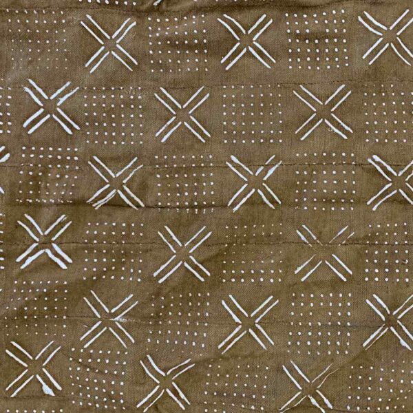 bashiri-mudcloth-medium-167-vulture-bogolan-african-textile-3 Close-up of the muted earth-toned mudcloth with pale crosses and dots