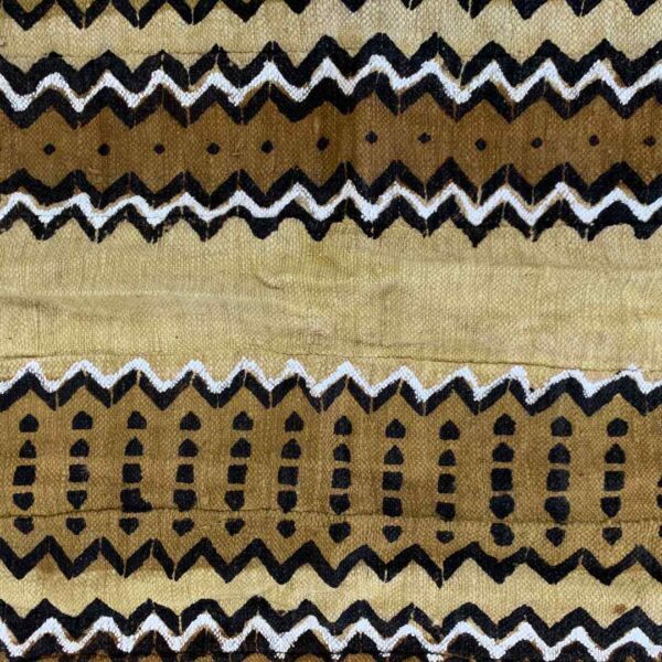 bashiri-mudcloth-small-149-scorpion-bogolan-african-fabric-3 Close-up of the warm earthy mudcloth with bands of dark zigzags