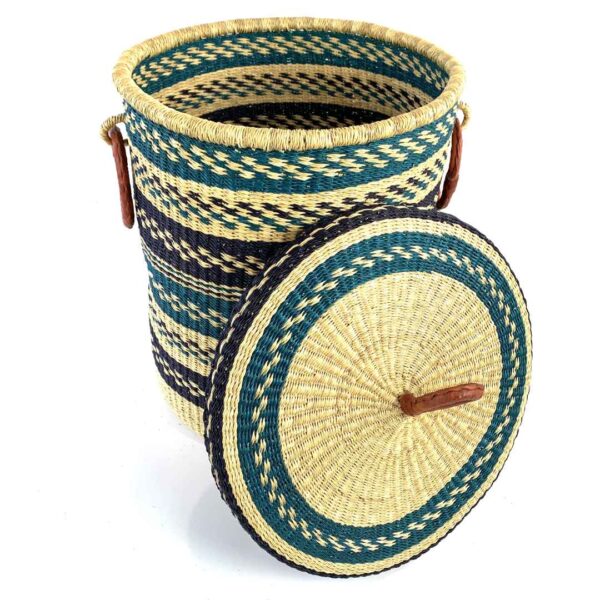 bolga-Closed-Laundry-basket-0298-slurpee (2) Angled view of the navy and teal chevron closed laundry basket showing the woven lid