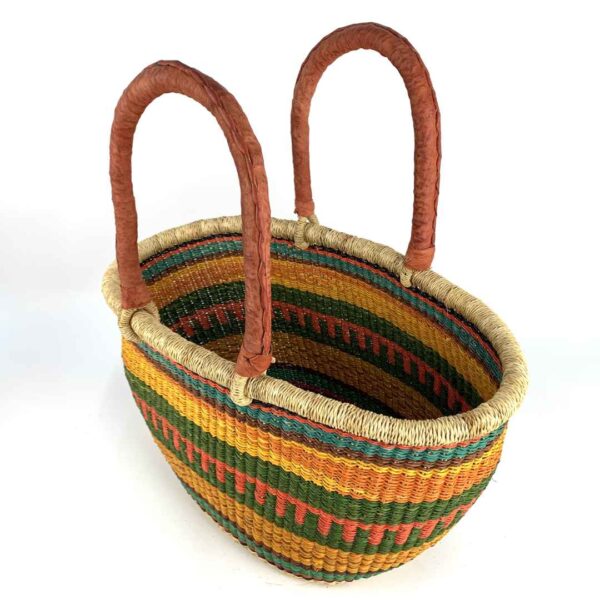 bolga-wawa-basket-250-shining-3 Front view of the Mega Wawa basket, shining