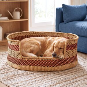 woven pet basket made of elephant grass with design