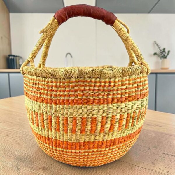 medium-african-round-basket-650-Eucalyptus (1) Bolga basket ready for everyday tasks.