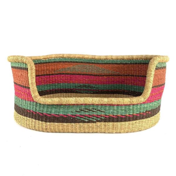 medium-pet-dog-basket-024-fumee-3 Front view of the medium coral, pink and green striped Bolga pet basket with its dipped front