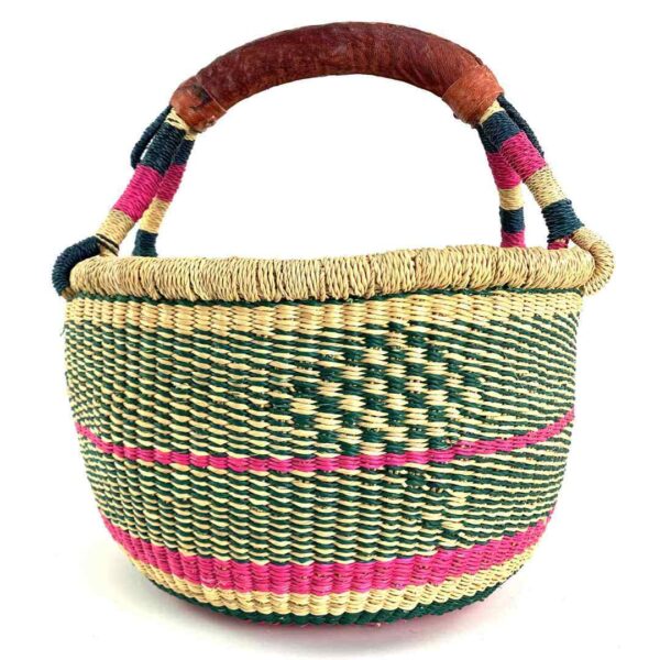 medium-round-basket-688-matador-two-tone-diamond-bolga-woven-bashiri-3 Front view of the two-tone diamond-pattern medium round Bolga basket, handwoven from elephant grass