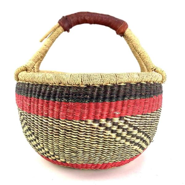 medium-round-basket-699-warmday-warm-dark-banded-bolga-african-basket-bashiri-3 Front view of the warm and dark banded medium round Bolga basket, handwoven from elephant grass