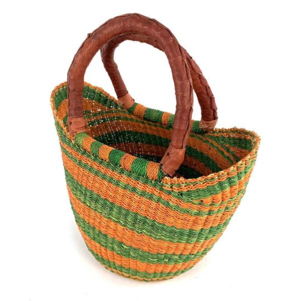 mini-bolga-market-basket-338-lap-bashiri-3 Angled view of the mini market basket showing the woven interior