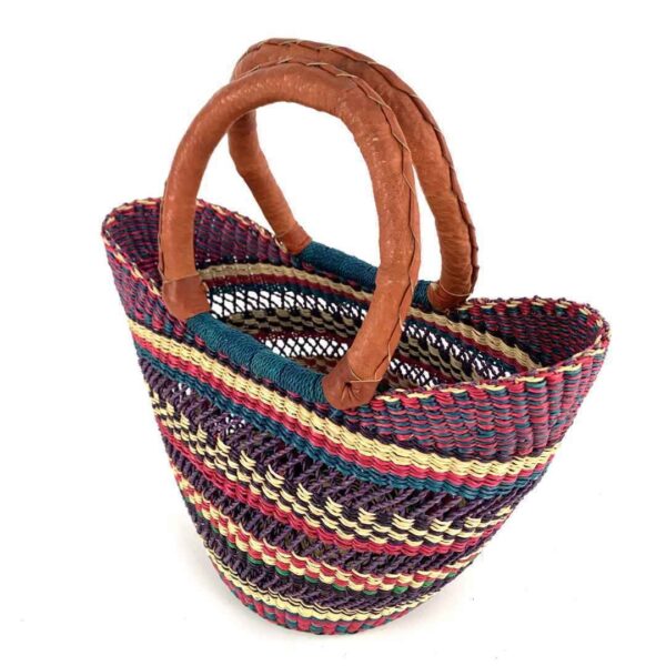 mini-bolga-market-basket-339-mankata-bashiri-3 Angled view of the mini market basket showing the woven interior