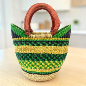 Mini Ghana shopping basket woven from elephant grass in Bolgatanga