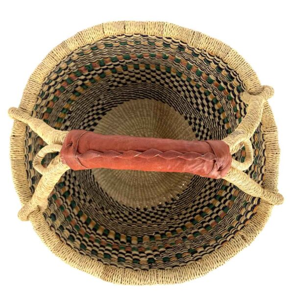 round-large-basket-843-kings-woven-3 Front view of the large round Bolga basket, kings