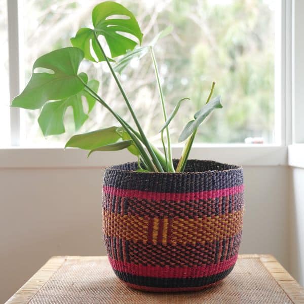 woven planter basket 