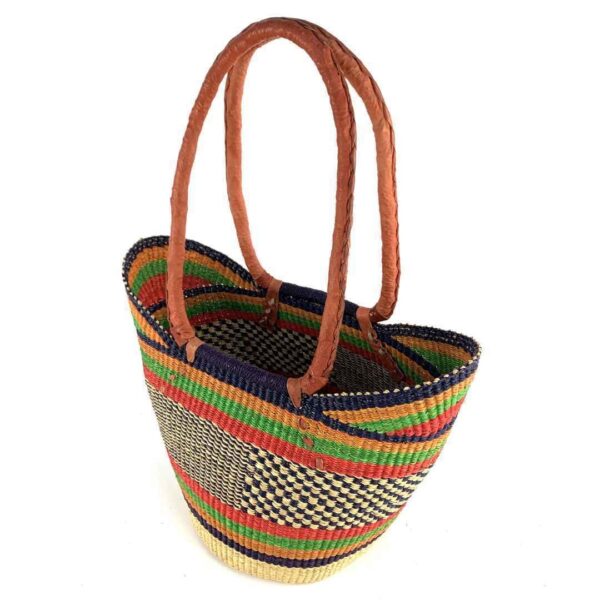 woven-market-basket-lh-274-dollie-bashiri-3 Angled view of the long handle market basket showing the woven interior