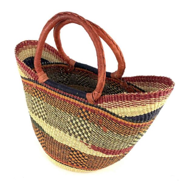woven-market-basket-standard-546-jabari-bashiri-3 Angled view of the classic market basket showing the woven interior